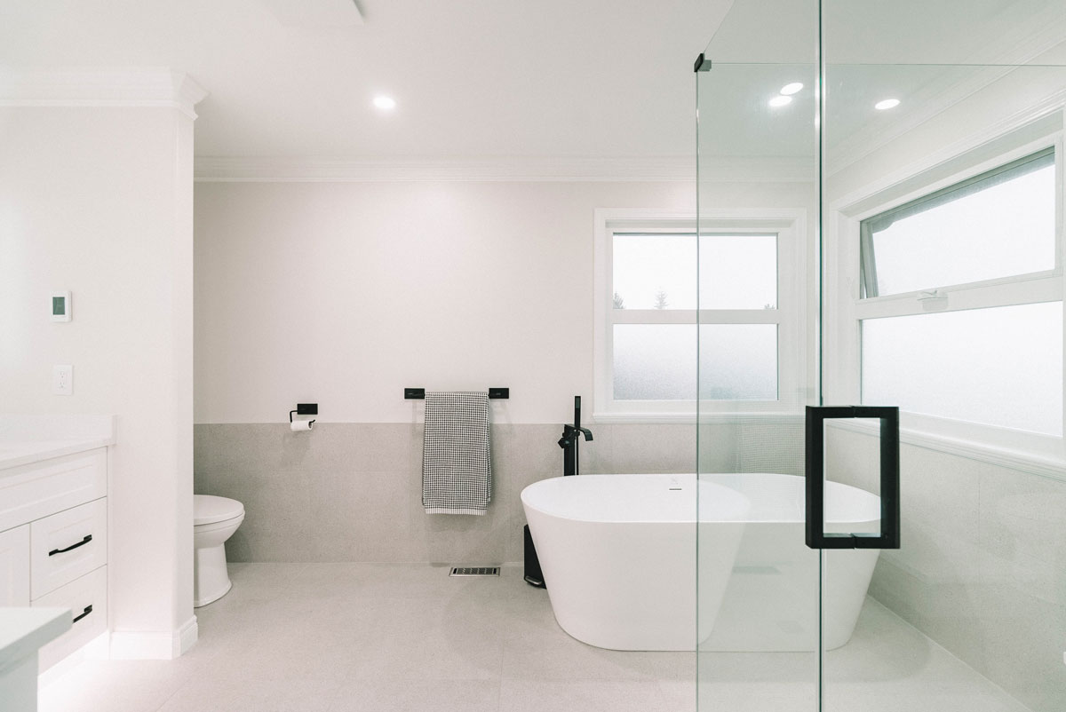 bathtubs-installation-home-renovation Bathtub installation Services in Vancouver
